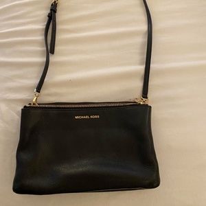 Small Cross Body Michael Kors Purse